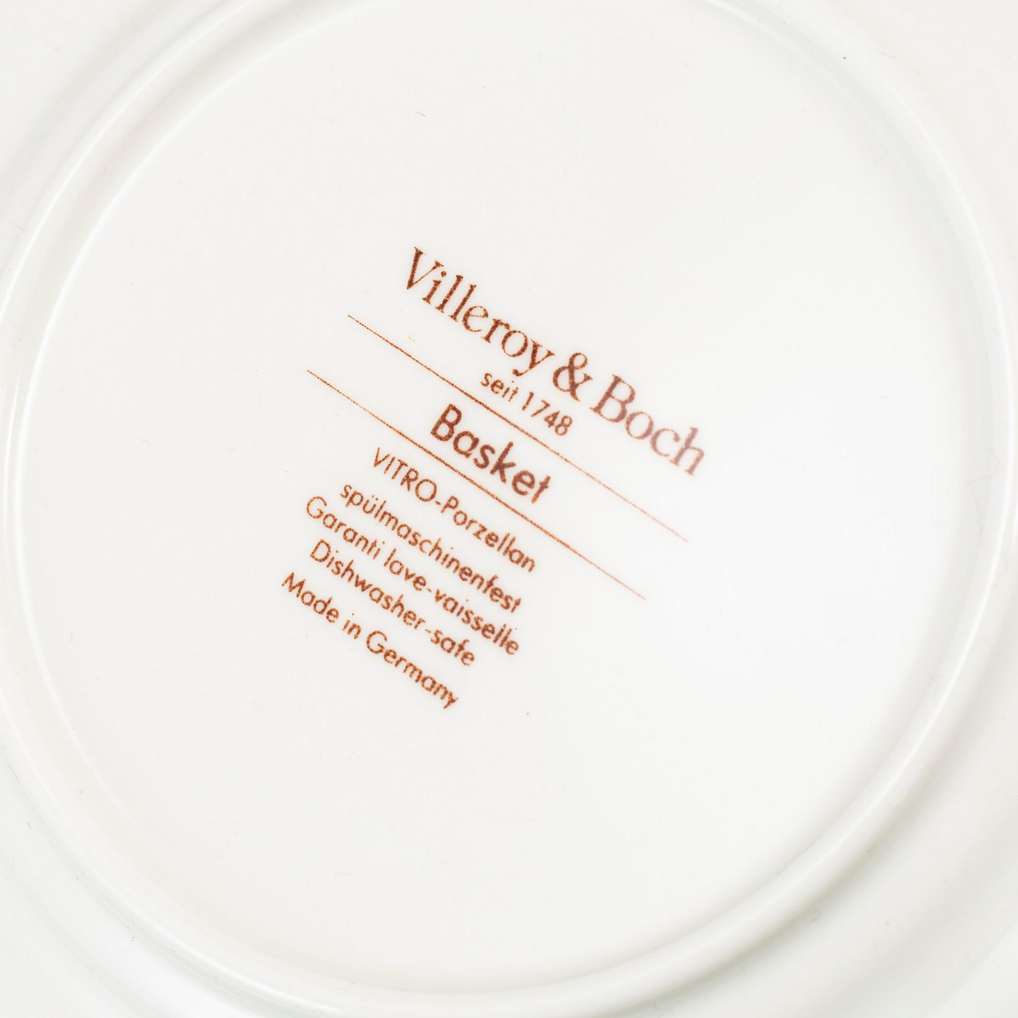 A Villeroy & Boch "Basket" part coffee and tea service (36 pieces).