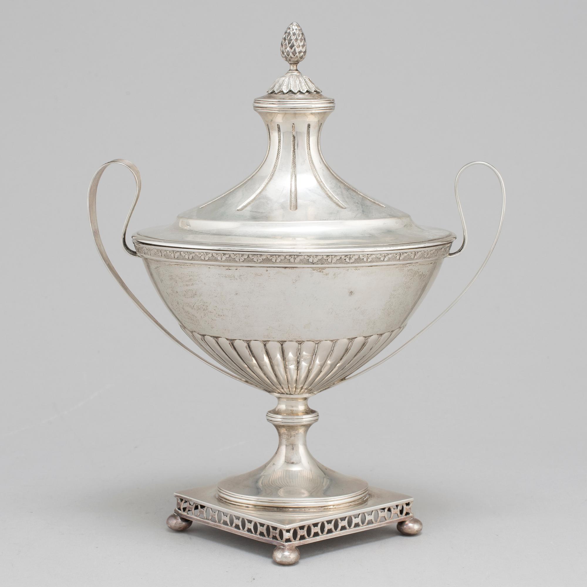SOCKERSKÅL, silver, sengustaviansk stil, Stockholm, 1902.