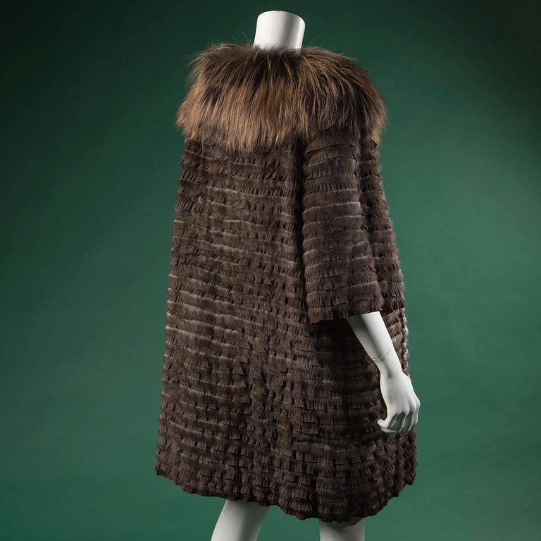 FUR, Christian Dior, size 44.