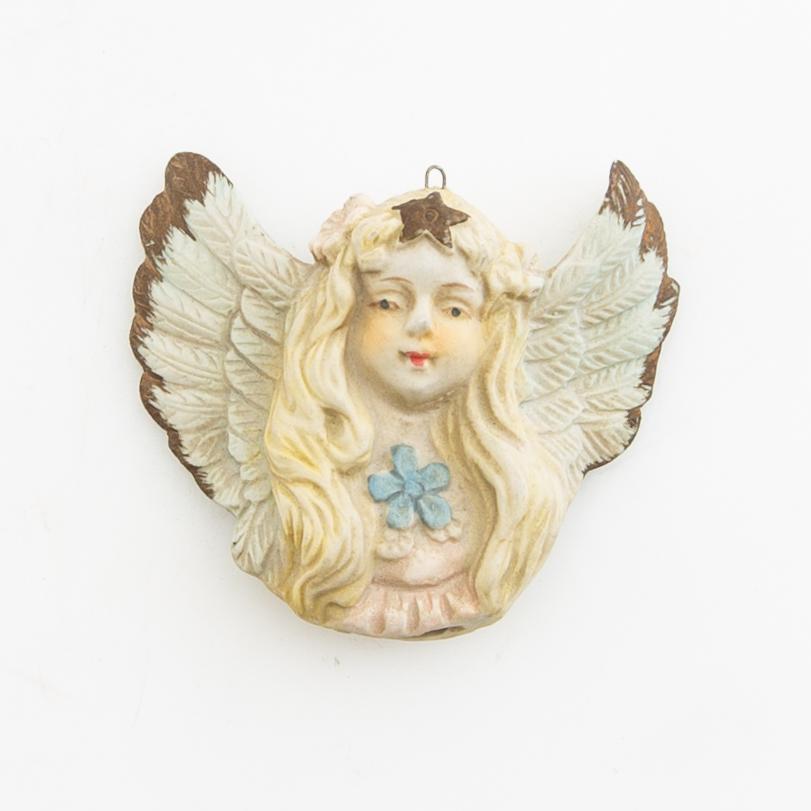 En samling änglar samt adventsljusstake 14 st 1900-tal.