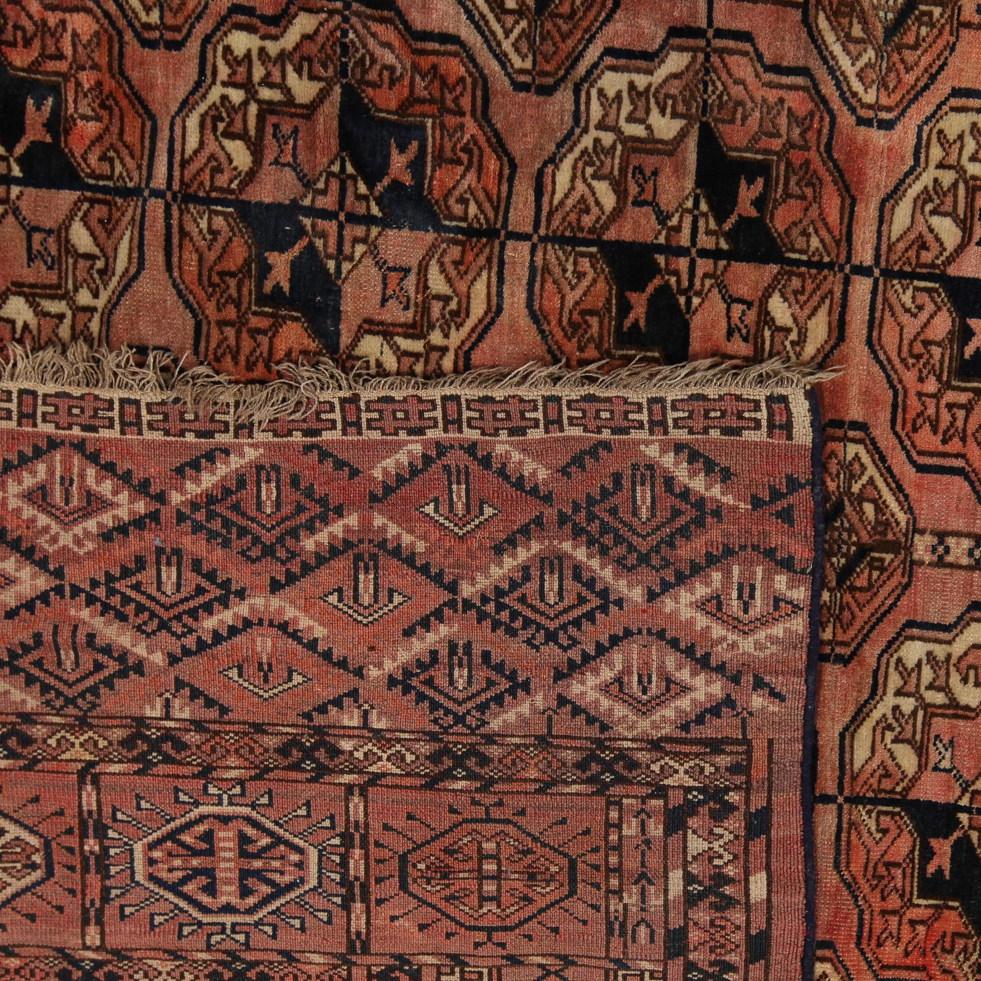 MATTA, 320x209 cm, orientalisk, troligen antik.