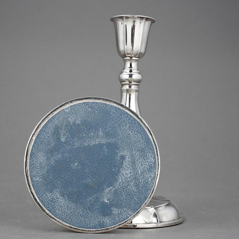 LJUSSTAKAR, ett par, silver, Ceson, Göteborg, 1965.
