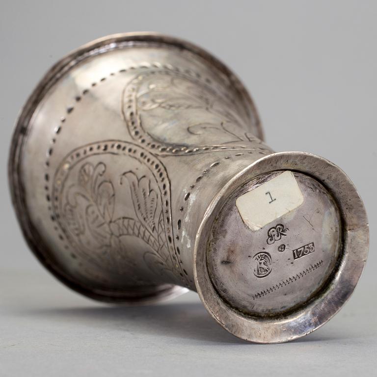 BÄGARE, silver, Petter Röding, Varberg, 1753. Vikt ca 62 gram.