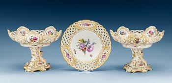 1450. A set of 14 Royal Copenhagen dessert dishes and a pair of tazzas, Denmark circa 1900.