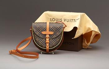 VÄSKA, "Chantilly Perfo Mono", Louis Vuitton.
