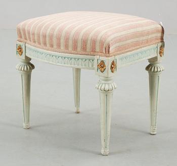 TABURETT, gustaviansk, etikettmärkt Stockholms stolmakarämbete, 1700-talets andra hälft.