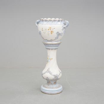 PIEDESTAL MED YTTERFODER, flintgods, Imperial Bonn Germany, 1900-talets början.