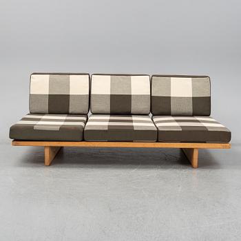 Børge Mogensen, an oak '4400' daybed, Fredericia stolefabrik.