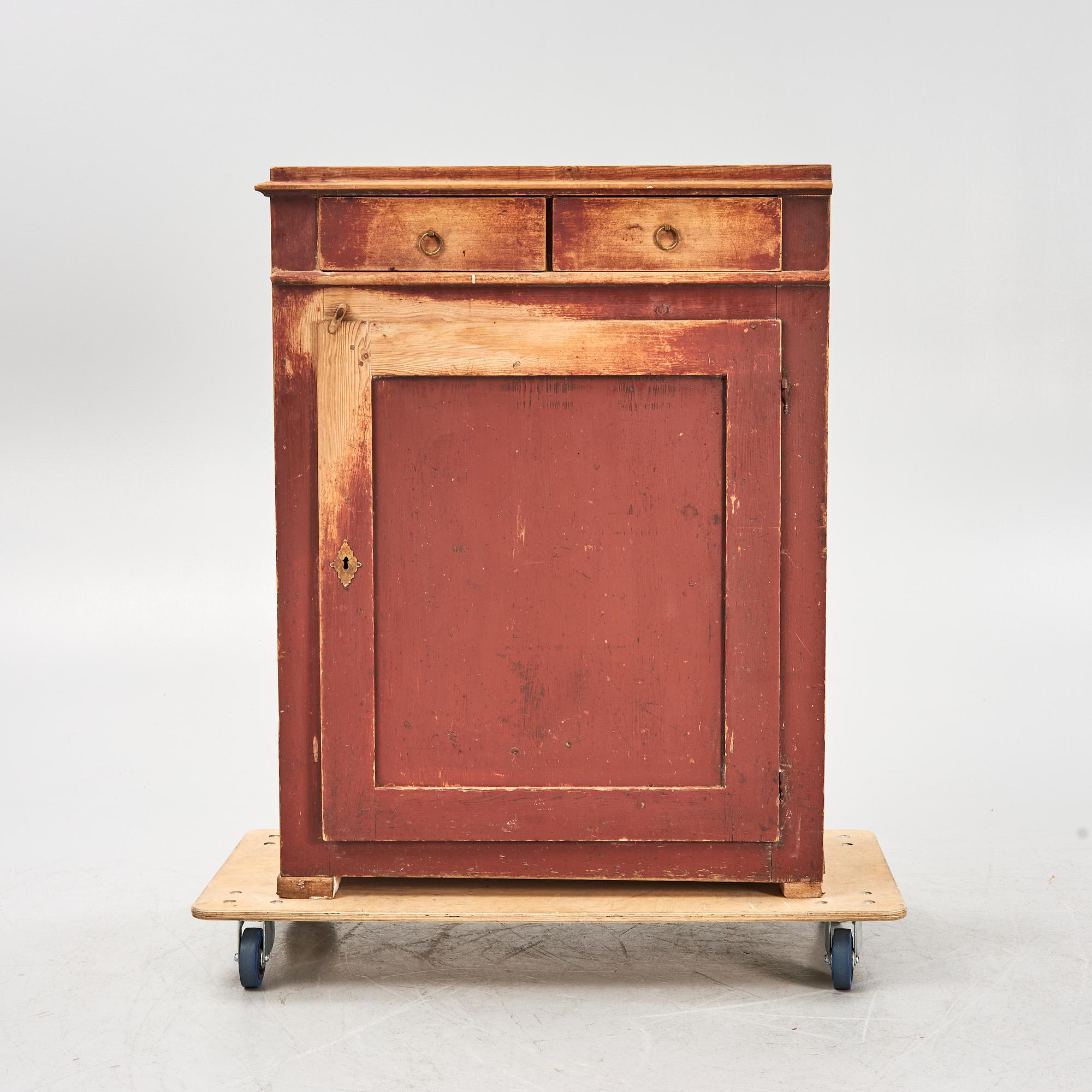 A painted pine sideboard, Jämtland, 19th Century.