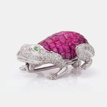 BROOCH in the shape of a frog, set with rubies, diamonds and probably tsavorite garnets.