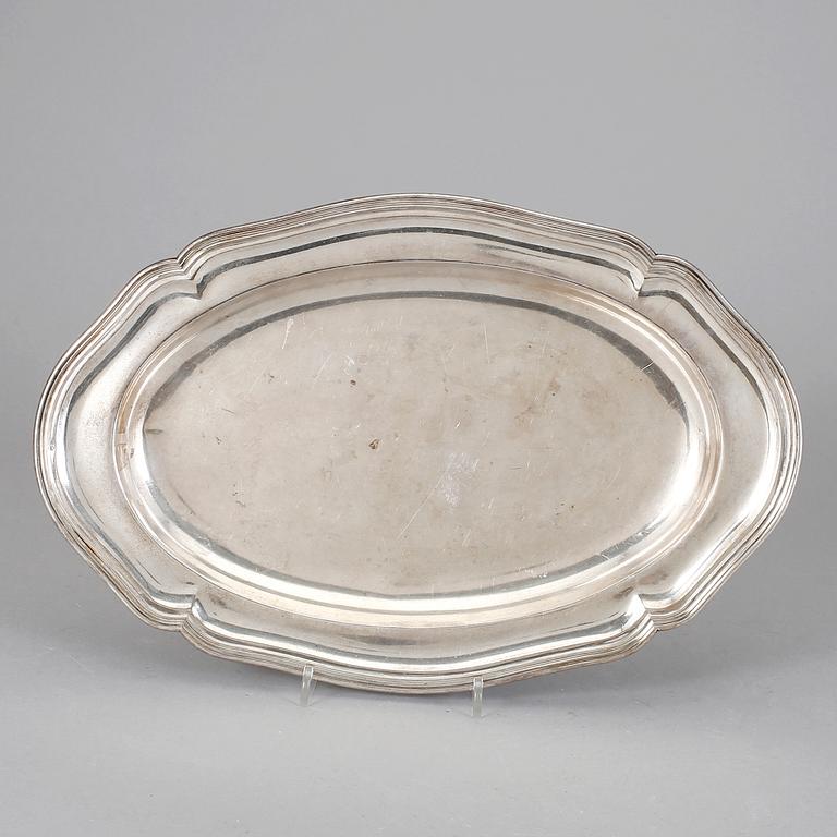 FAT, silver, svenska importstämplar, 1900-talets första hälft. Vikt ca 581 gram.