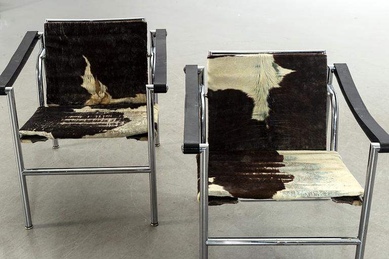 LE CORBUSIER, a pair of armchairs, "LC 1", Cassina.