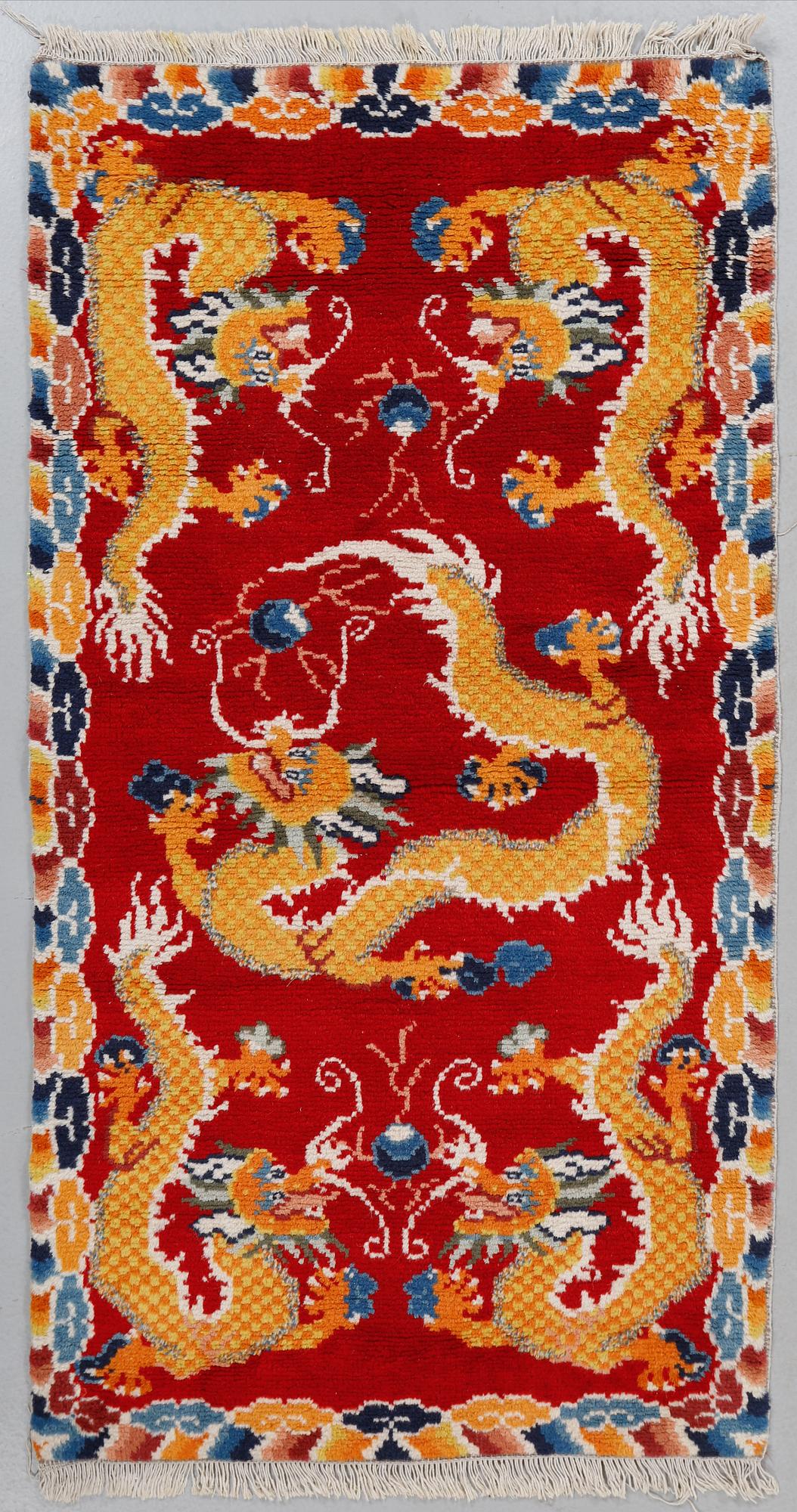 MATTA, Kina, sent 1900-tal, 150x80 cm.