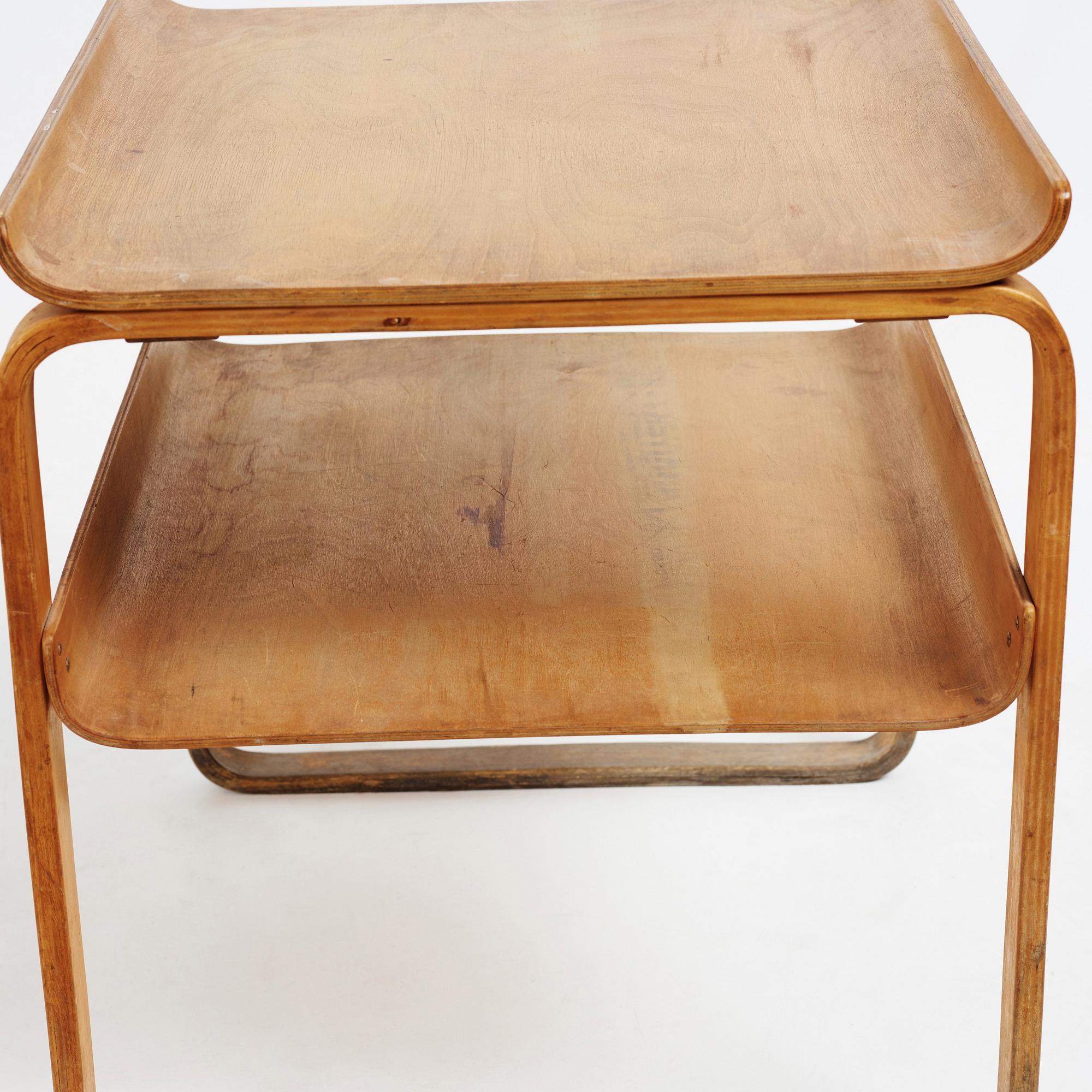 Alvar Aalto, a model 75 table by bord, modell 75,  O.Y. Huonekalu-ja Rakennustyötehdas for Svenska Artek ( the Swedish Artek), 1930's.