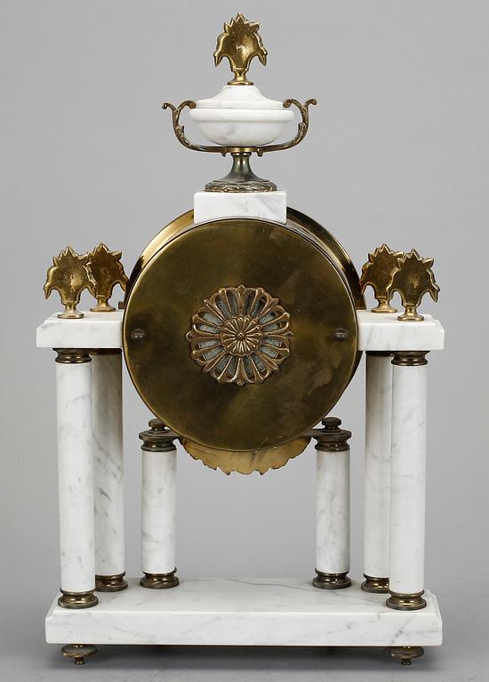 BORDSUR, gustaviansk still, 1900-tal.