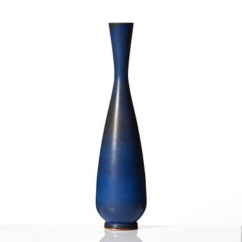 Berndt Friberg, a stoneware vase, Gustavsberg studio, Sweden 1960.