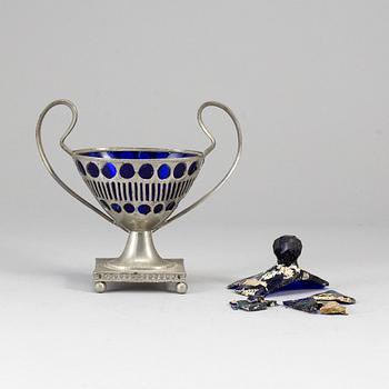 An early 19th Century pewter sugarbowl by Johan Wiklund Norrköping.