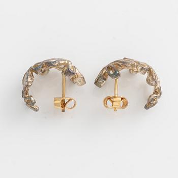 Sandberg, a pair of earrings, silver and 18K gold.