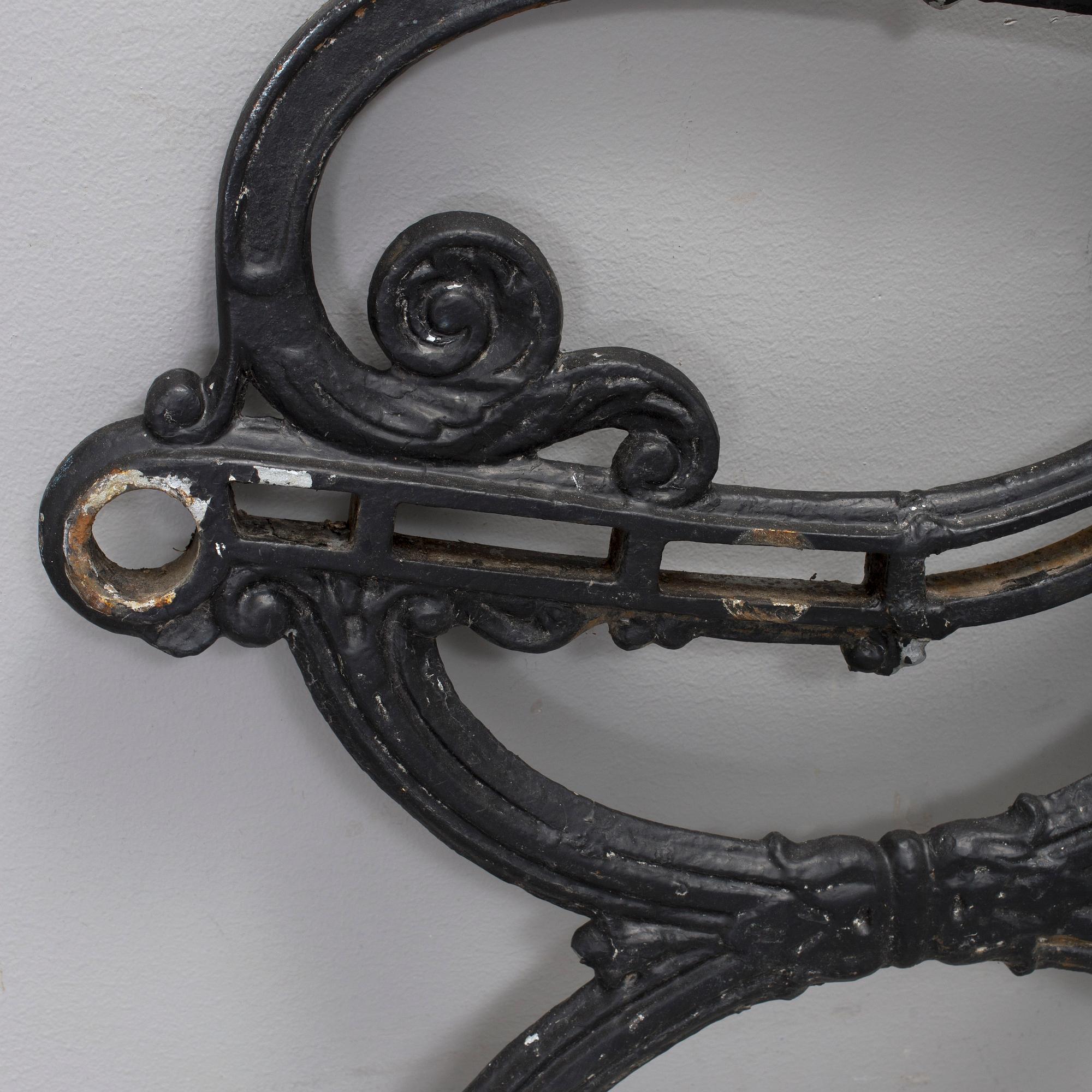 GAVLAR, till trädgårdssoffa, gjutjärn, 1900-tal.