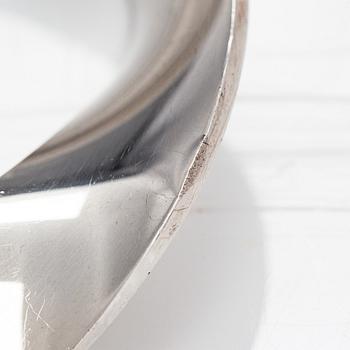 Pekka Piekäinen, Armband, sterlingsilver. Platinoro, Åbo.