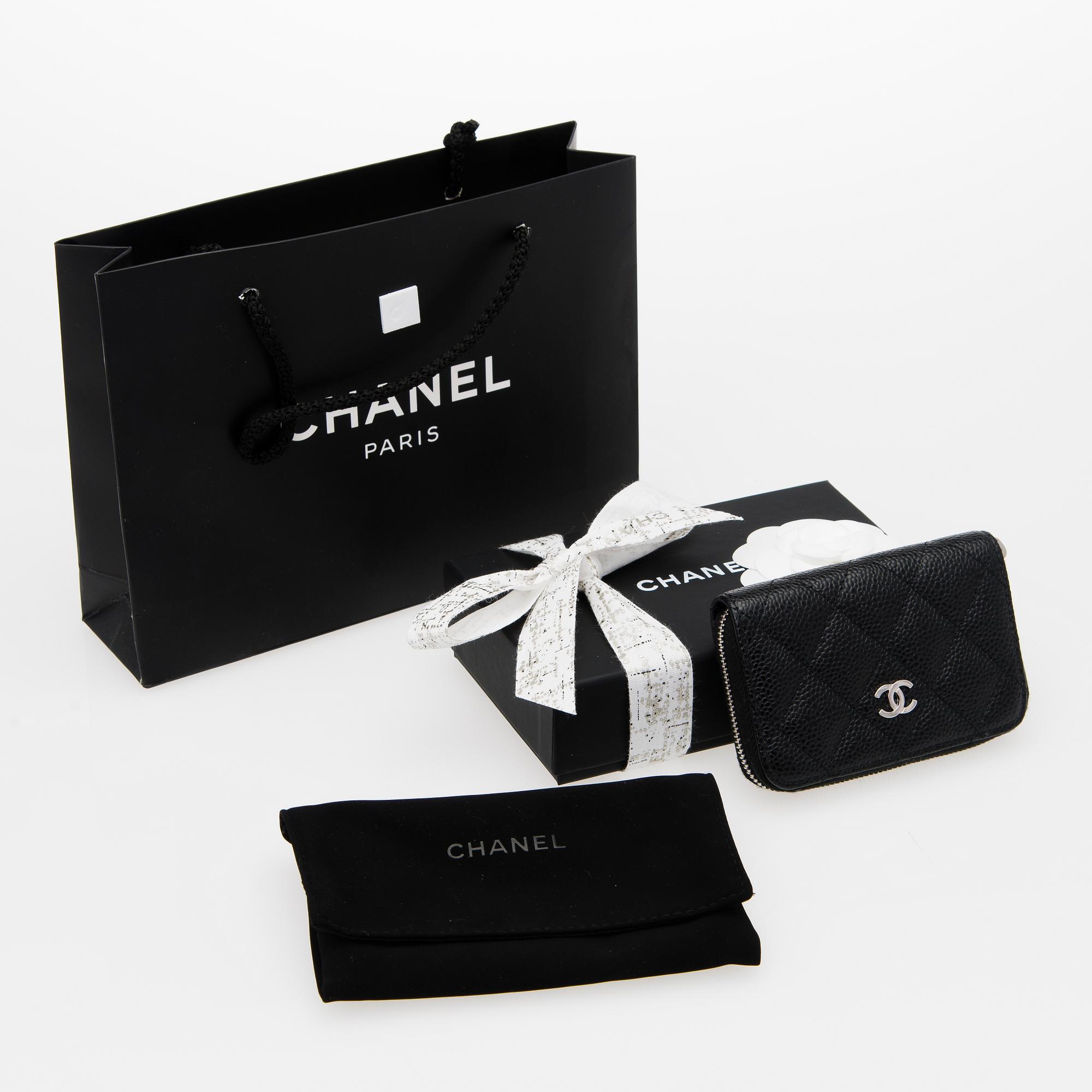 LOMPAKKO, Chanel.