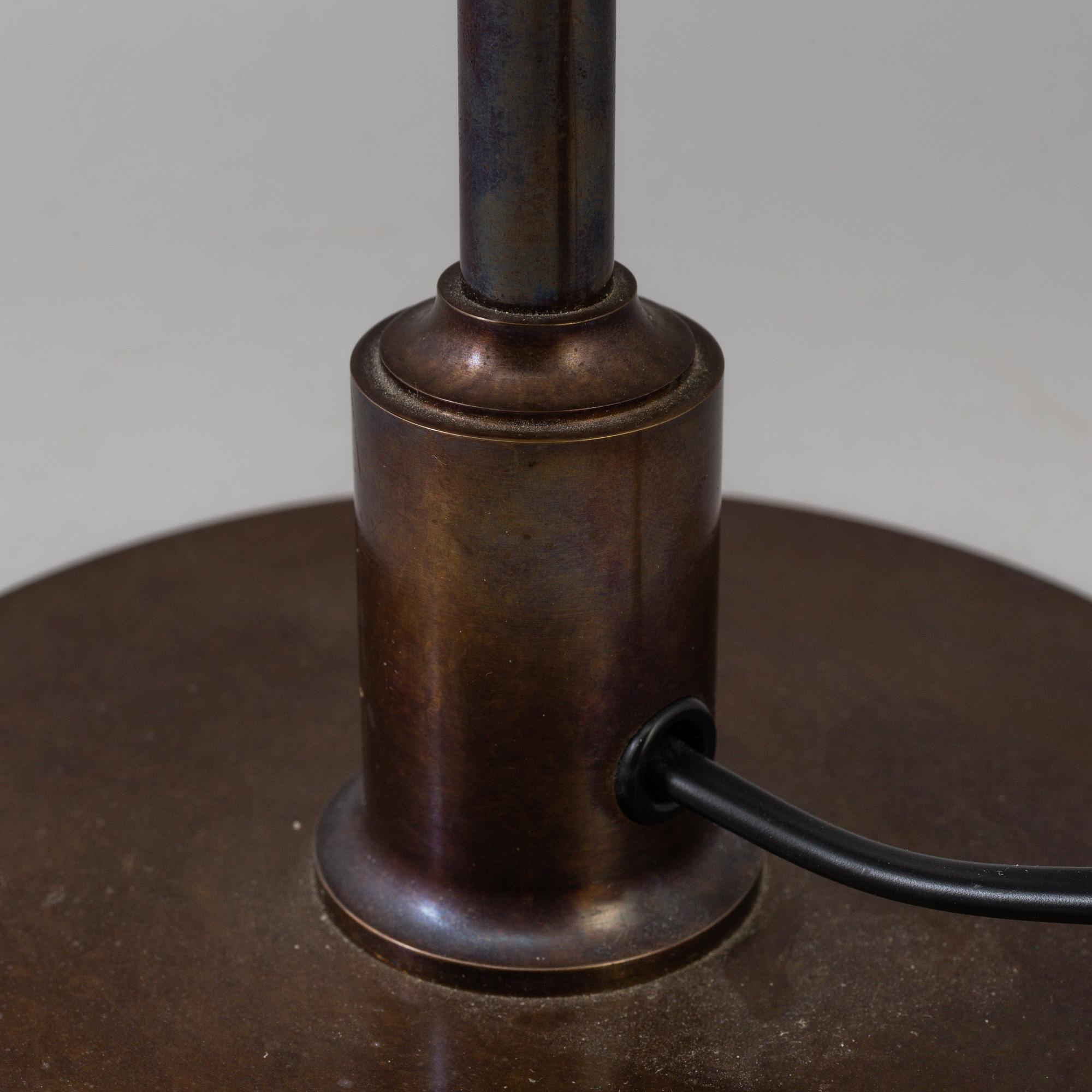 A Poul Henningsen 'PH 3/2' table lamp, Louis Poulsen, Denmark, probably 1994.