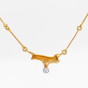 Björn Weckström, an 18K gold  necklace "Kero", with a diamond approx. 0.06 ct according to engraving. Lapponia 1990.