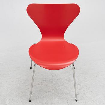 Arne Jacobsen, six 'Series 7' chairs, Fritz Hansen, Denmark, 2012.