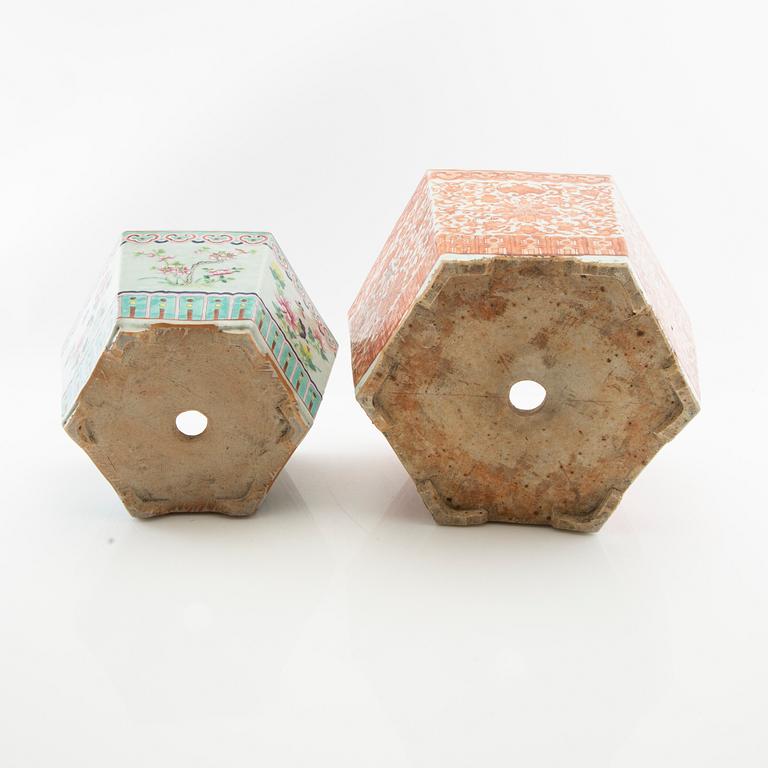 Outer covers 2 pcs China 20th century porcelain.