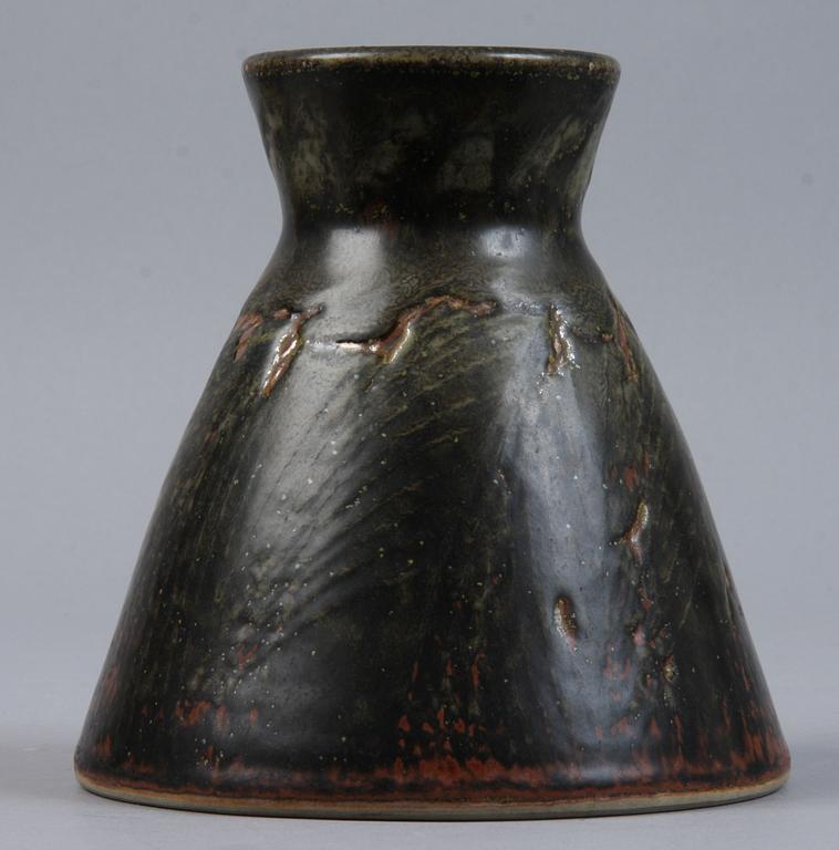 FAT samt, VASER, 2 st, stengods, Marianne Westman, C-H Stålhane samt Gunnar Nylynd, Rörstrand.