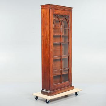 BOKSKÅP, Karl Johan, 1800-talets första hälft.