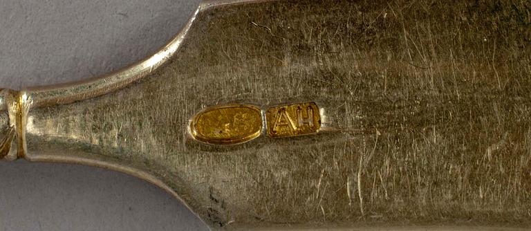 DESSERTGAFFLAR, 5 st, 84 silver. Otydlig kontrollstämpel 1896-1908. Stämplade AH. Tot. vikt ca 113 g.
