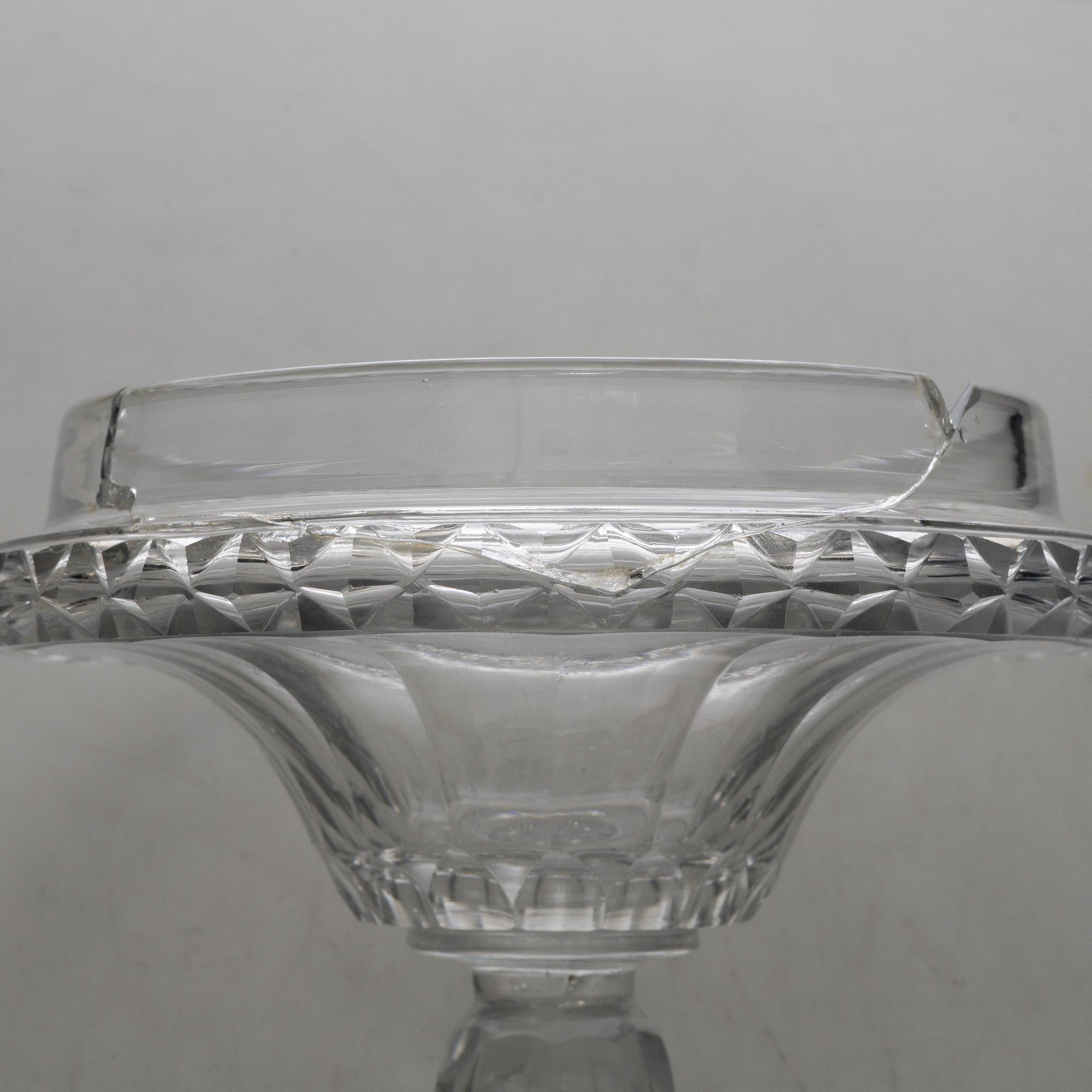 A pair of glass bonbonnières, probably Ireland. 19th century.