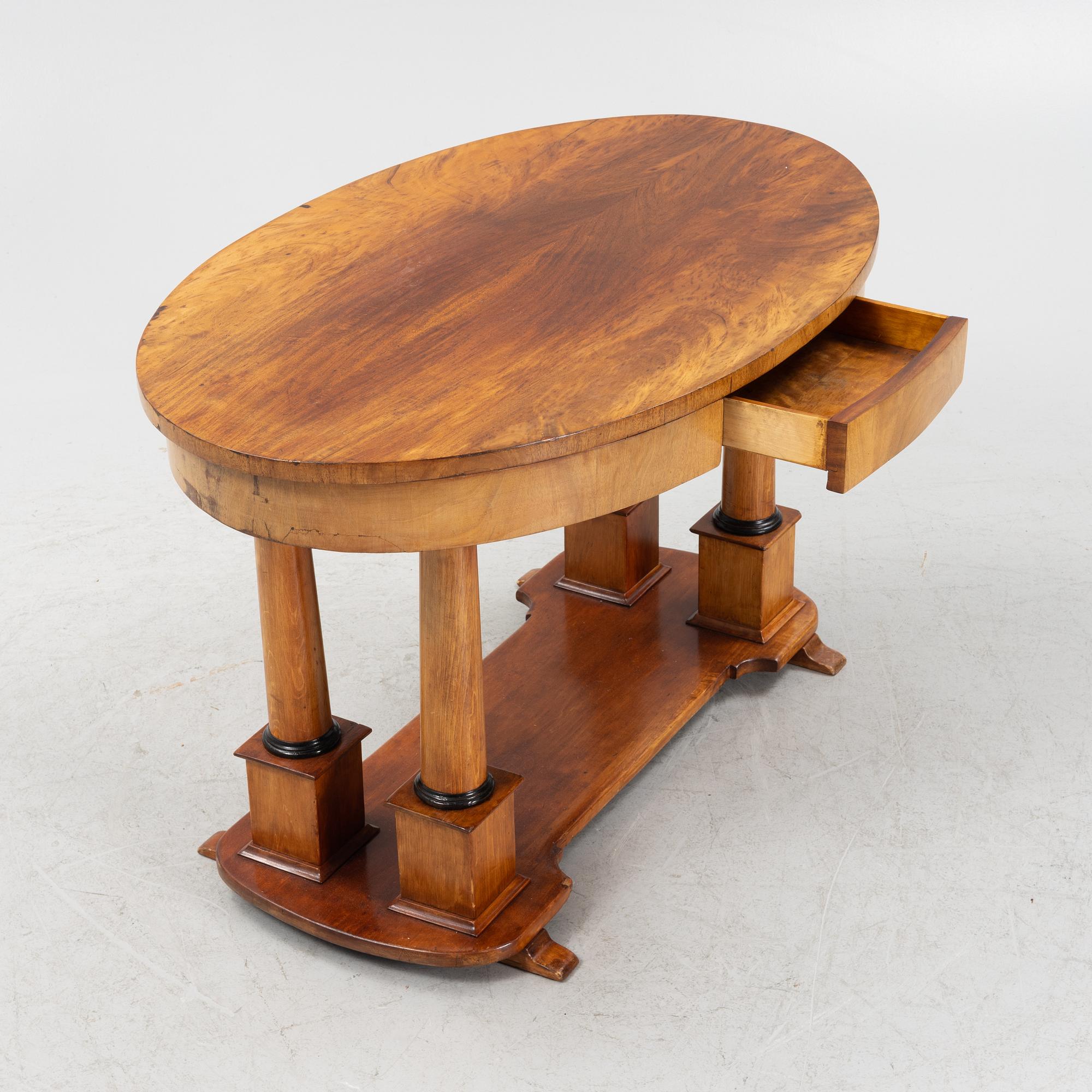 Salongsbord, Karl Johan-stil, 1800-talets mitt.