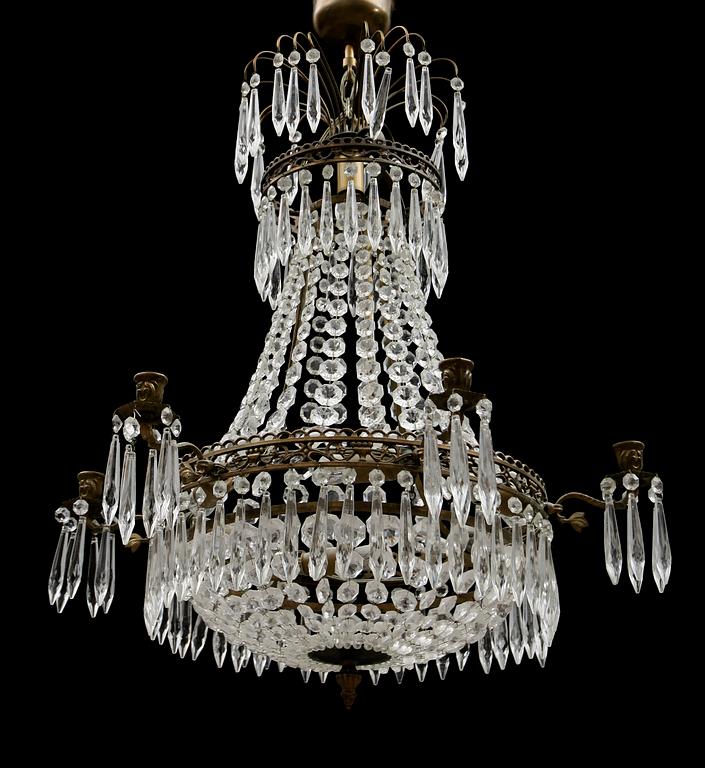 LJUSKRONA, gustaviansk stil, 1900-talets andra hälft. Höjd 65 cm.
