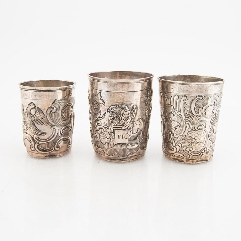 An 18th century set of three Russian silver cups mark of Moscow 1780s, weight 244 grams.
