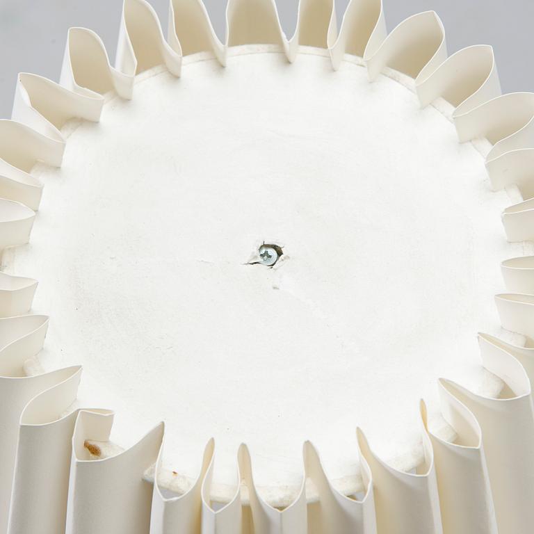 Maire Gullichsen, bordslampa, "M5 10", för Artek 1990-tal.