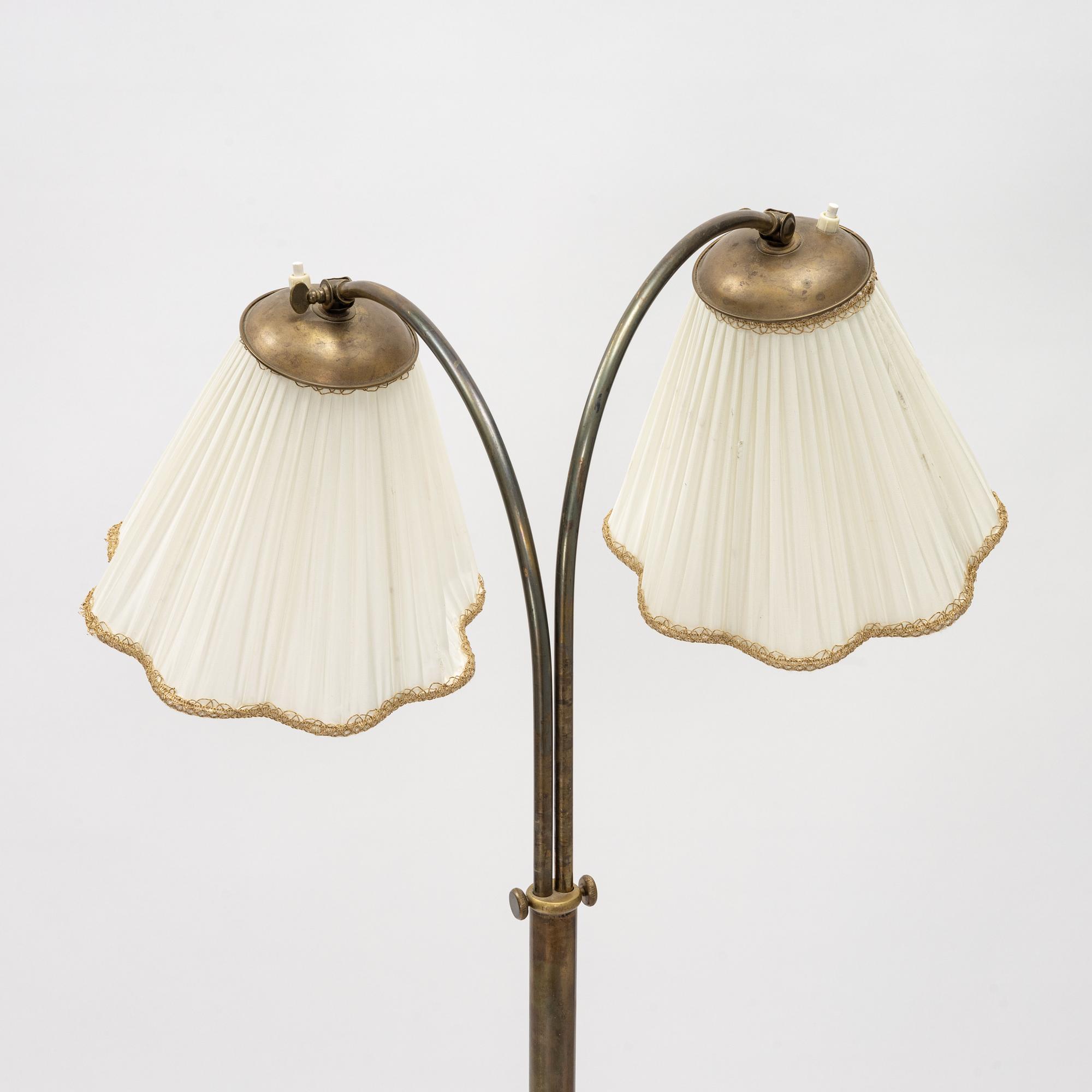 Golvlampa, 1900-talets mitt.