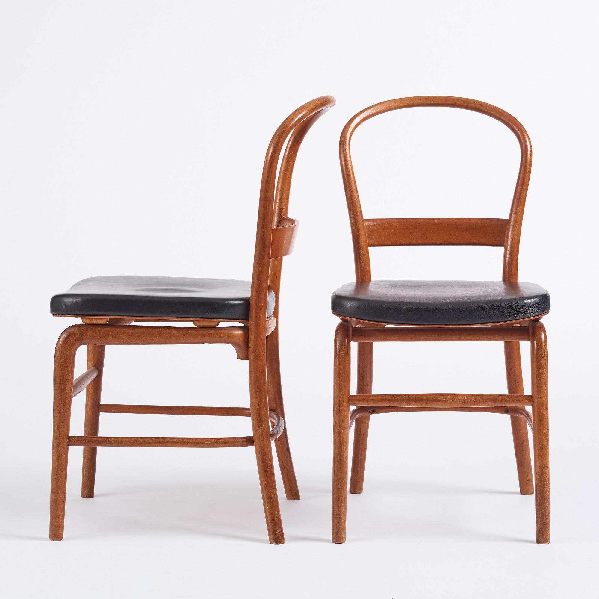 Vilhelm Lauritzen, a set of 6 'Radiohus' chairs, Fritz Hansen,  Denmark, 1940s.