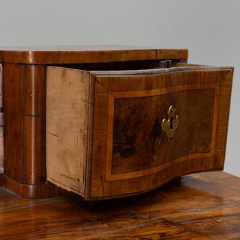 Bureau, late Baroque, 18th century.