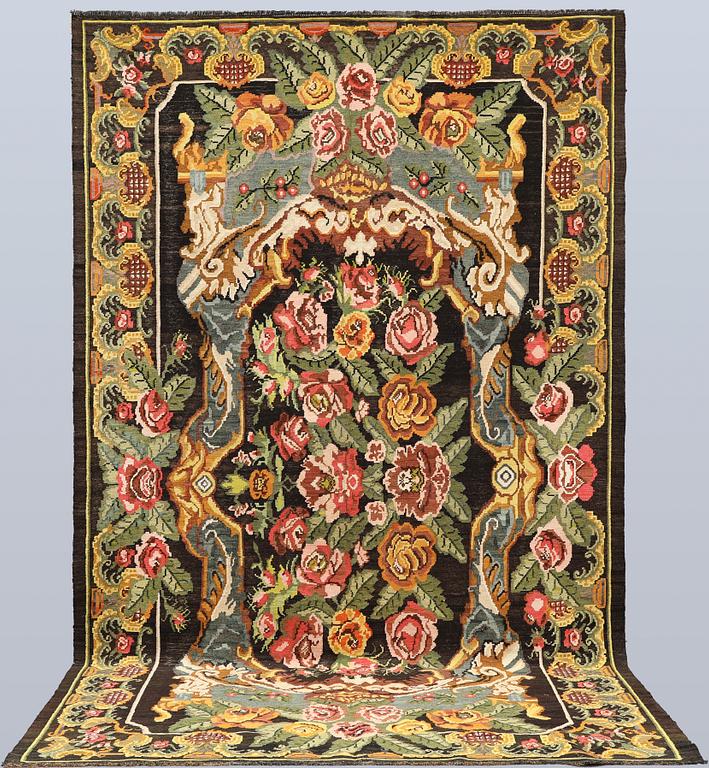 A Kilim carpet, Moldova, approx. 362 x 209 cm.