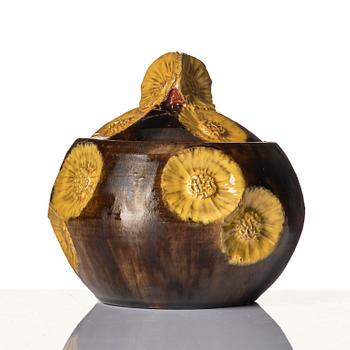 Hilma Persson-Hjelm, a glazed earthenware art nouveau lidded bonbonnière, executed in her studio, Arvika, 1919, Art Nouveau. No. 6540.
