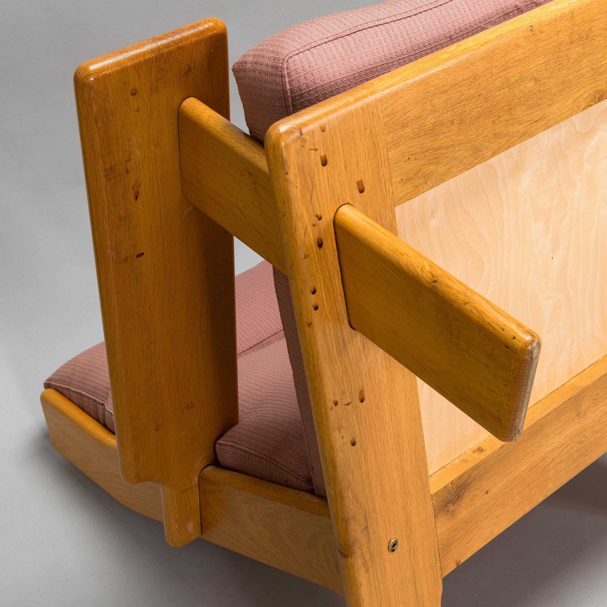 Esko Pajamies, A pair of 1970s 'Pele' armchair for Lepofinn, Finland.