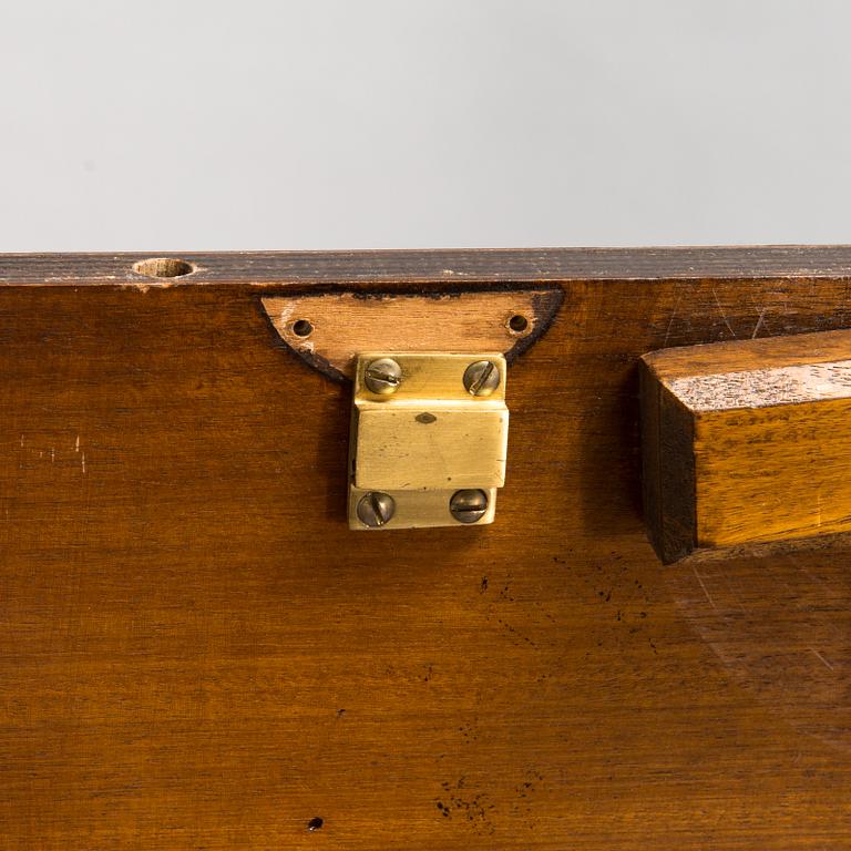 A 20th century English style dining table.