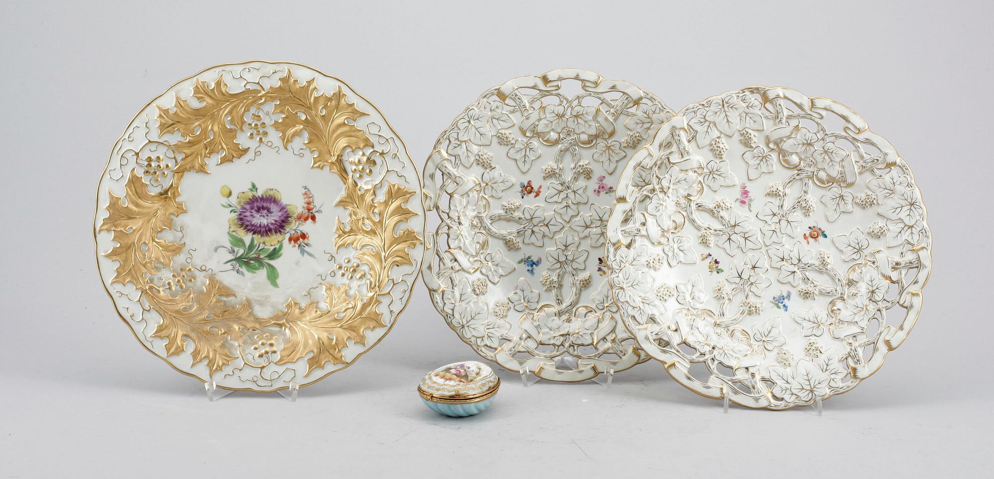 PARTI PORSLIN, 4 delar, meissen/meissenliknande, 1800/1800-tal.