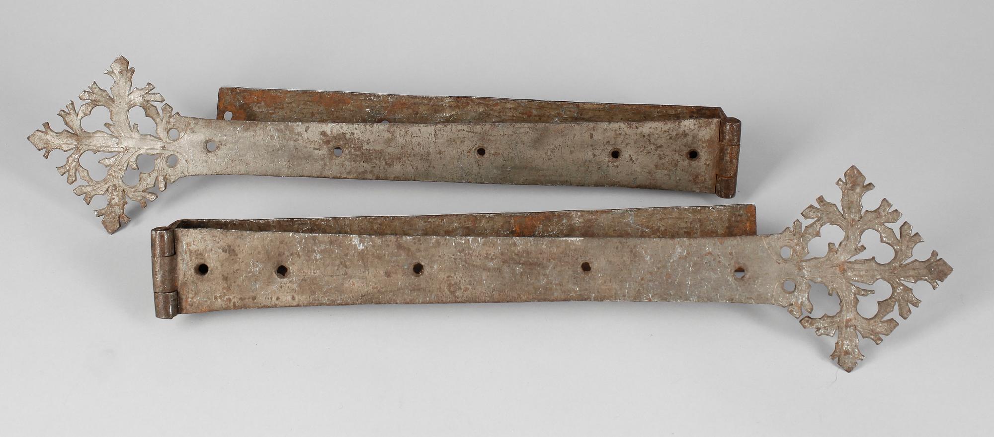 GÅNGJÄRNSBESLAG, ett par, renässans, 1500-tal.