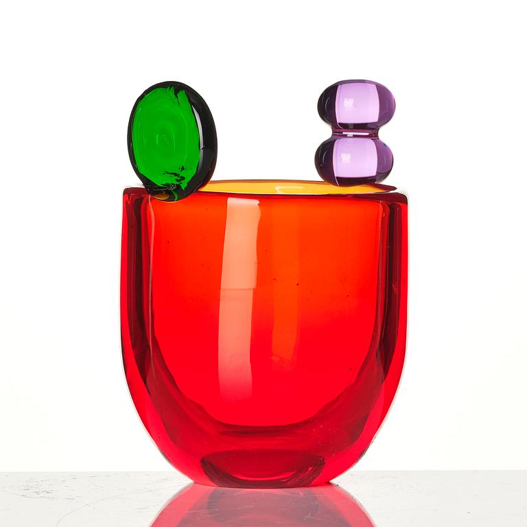 Oiva Toikka, a "Pompom" glass vase, Nuutajärvi, Notsjö, Finland, late 1960s.