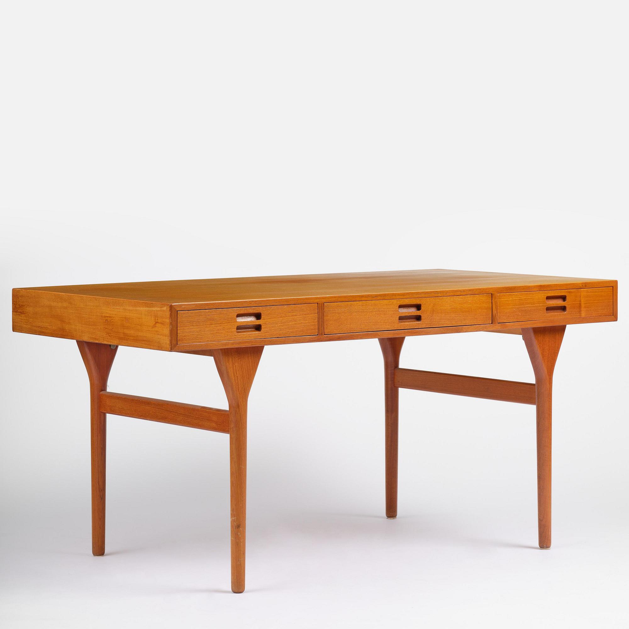 Nanna Ditzel, a teak desk model "93-4", Søren Willadsens Møbelfabrik, Denmark, 1950s.