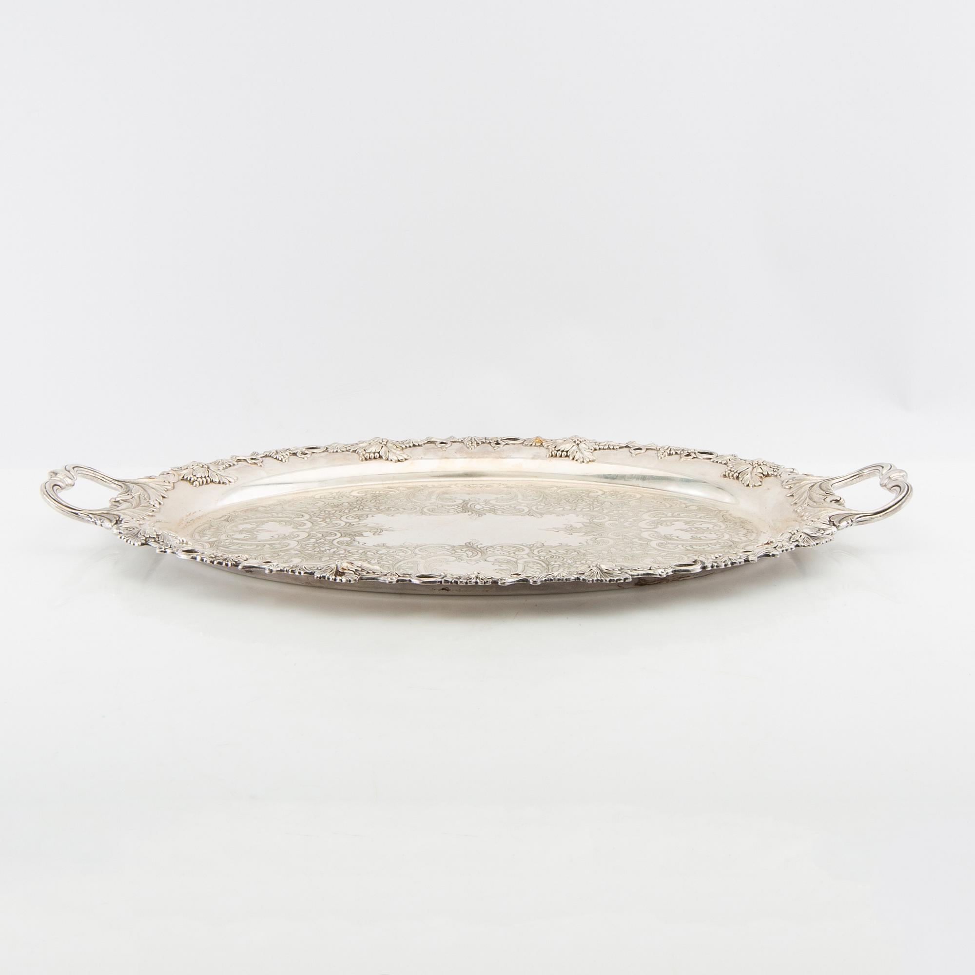 Trays/Serving platters 4 pcs of silver-plated metal, first half of the 20th century.