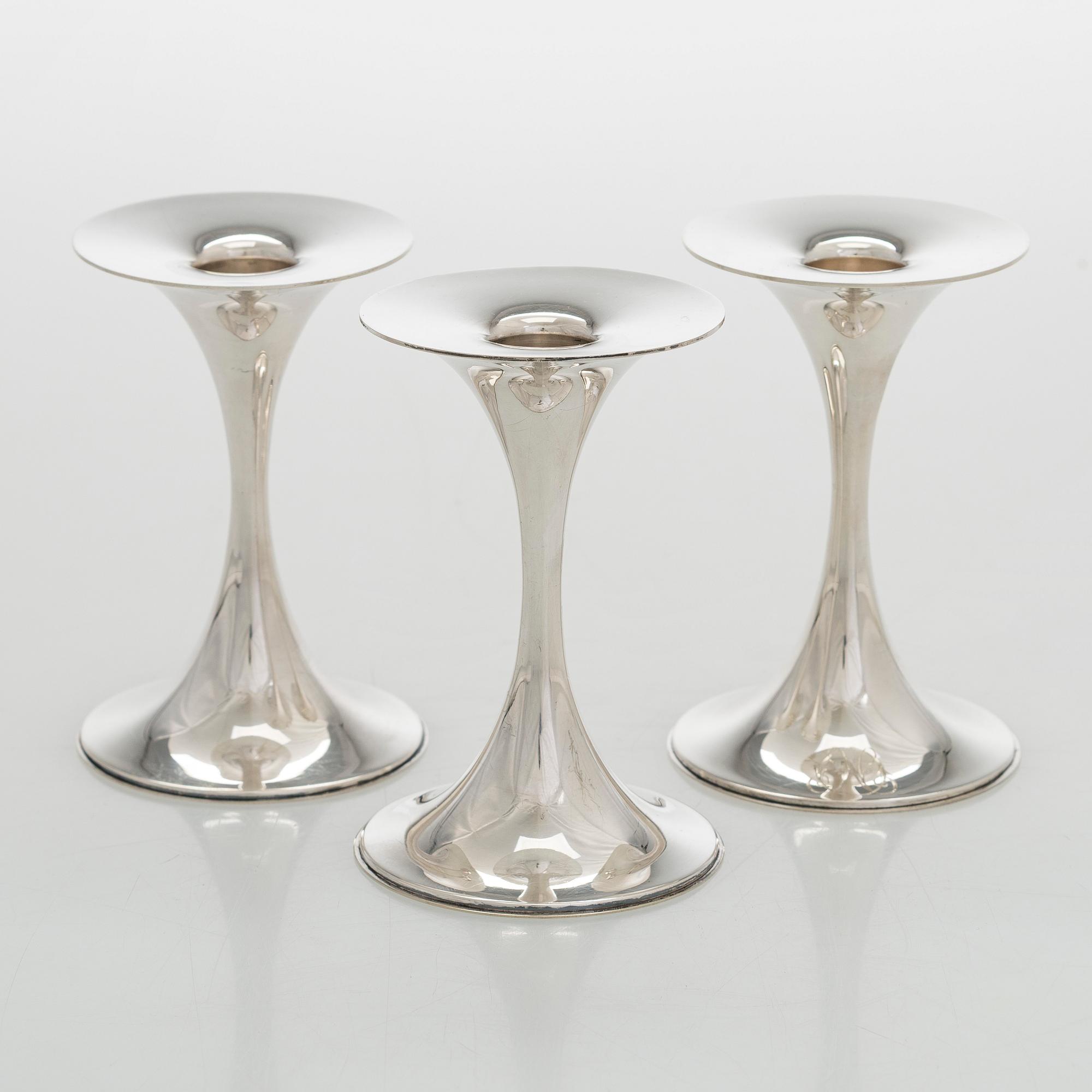 Tapio Wirkkala, kynttilänjalkoja, 3 kpl, "Trumpetti", Kultakeskus Hämeenlinna 1984-1988.